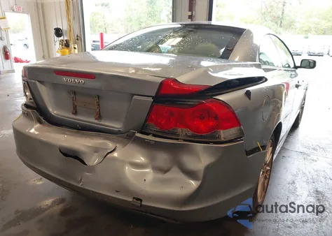 2007 Volvo C70 T5 z USA, uszkodzony, nr VIN YV1MC68227J027345